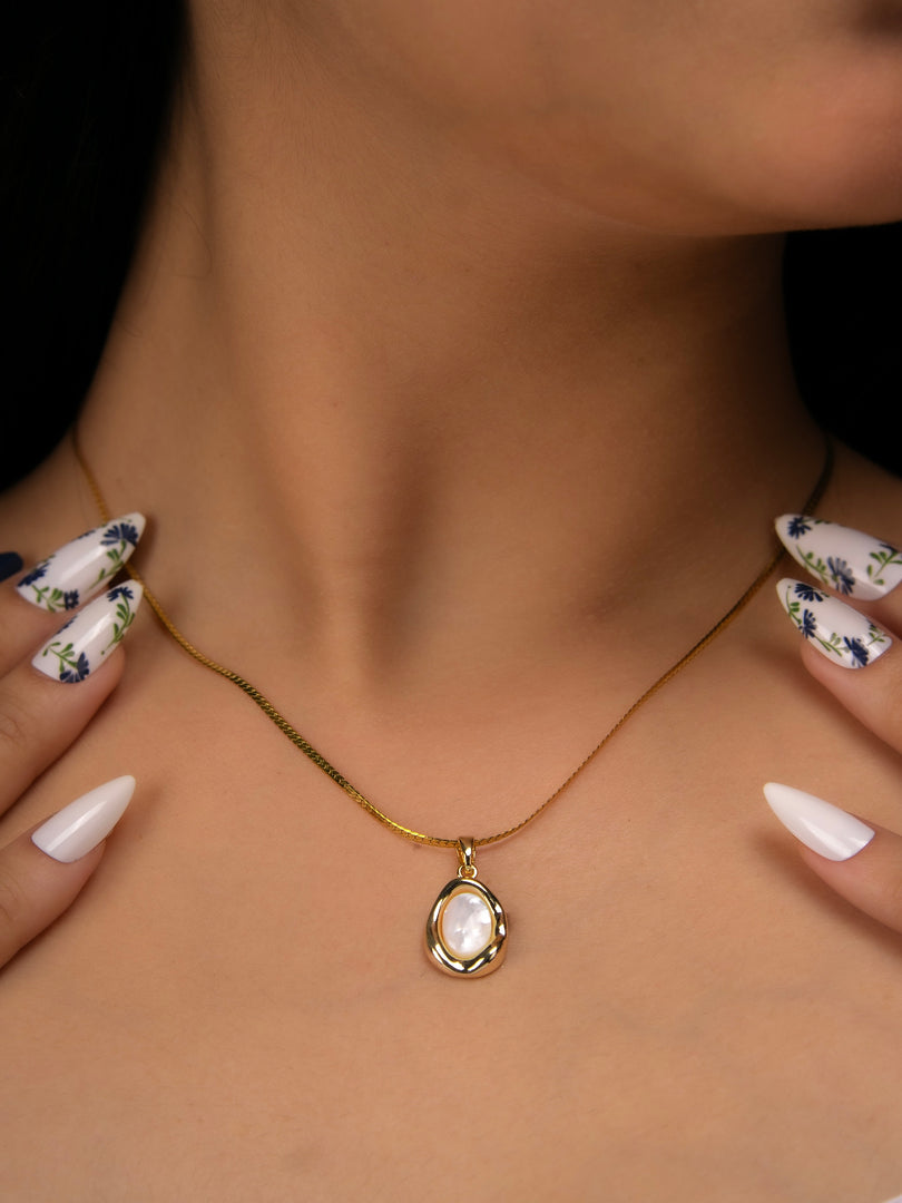 Gilded Grove Necklace