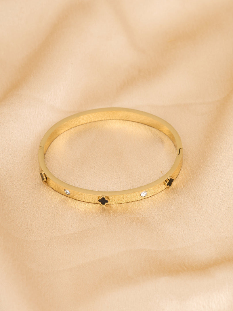 Golden clover luxe bracelet