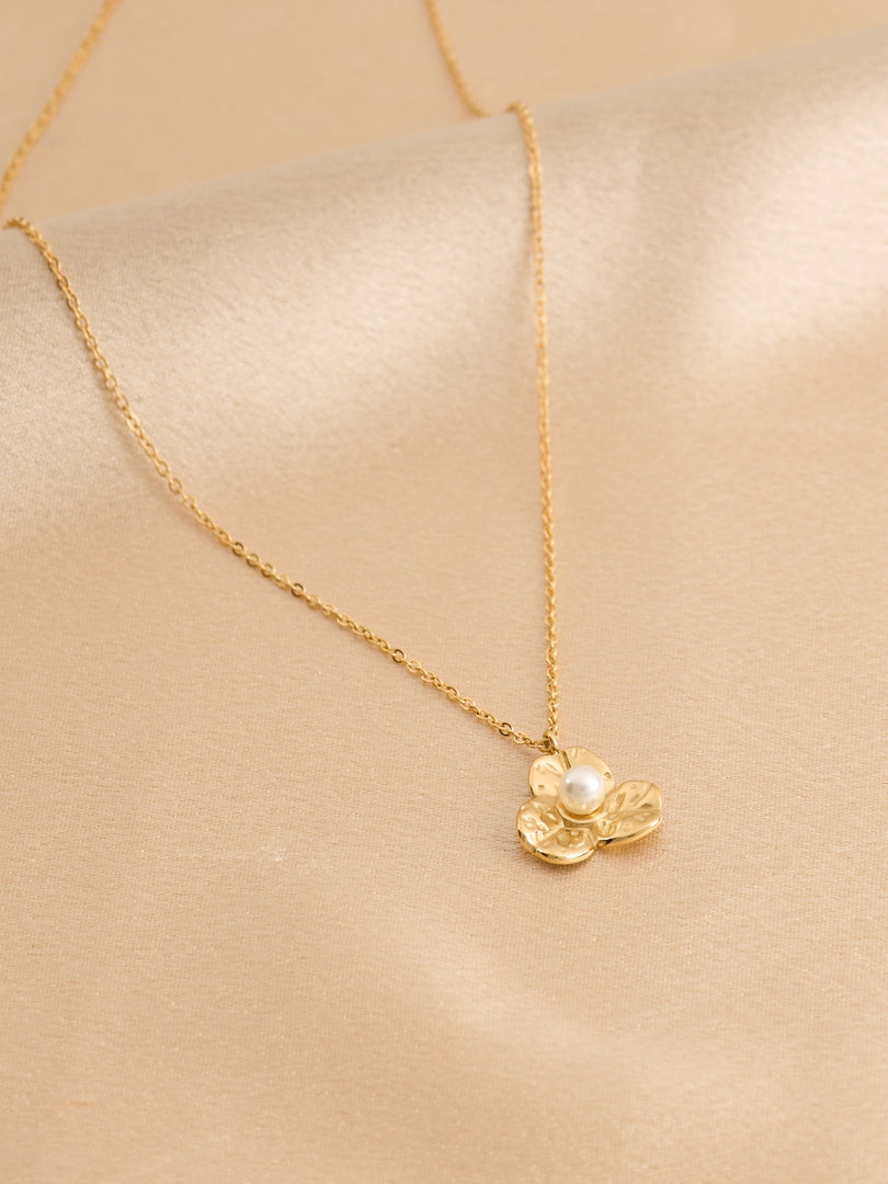 Golden Petal Flower Necklace