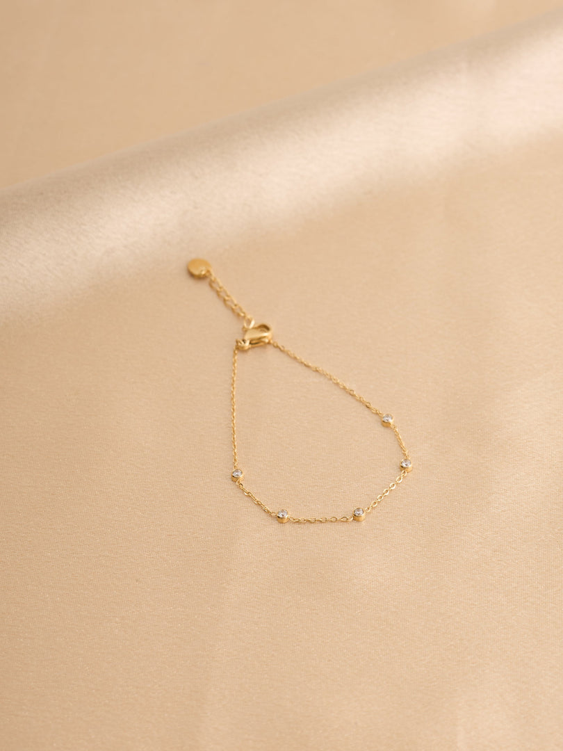 Minimaslist Dot Accent Bracelet