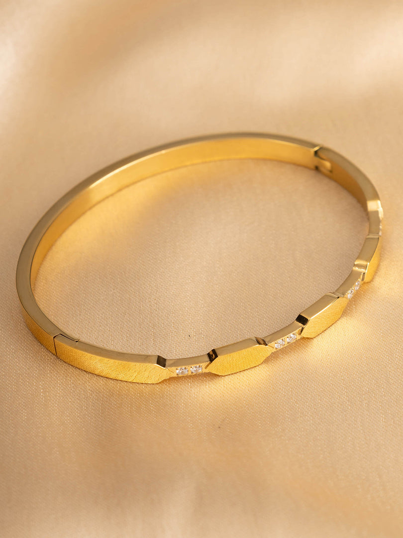 Nova Geo Luxe Bangle