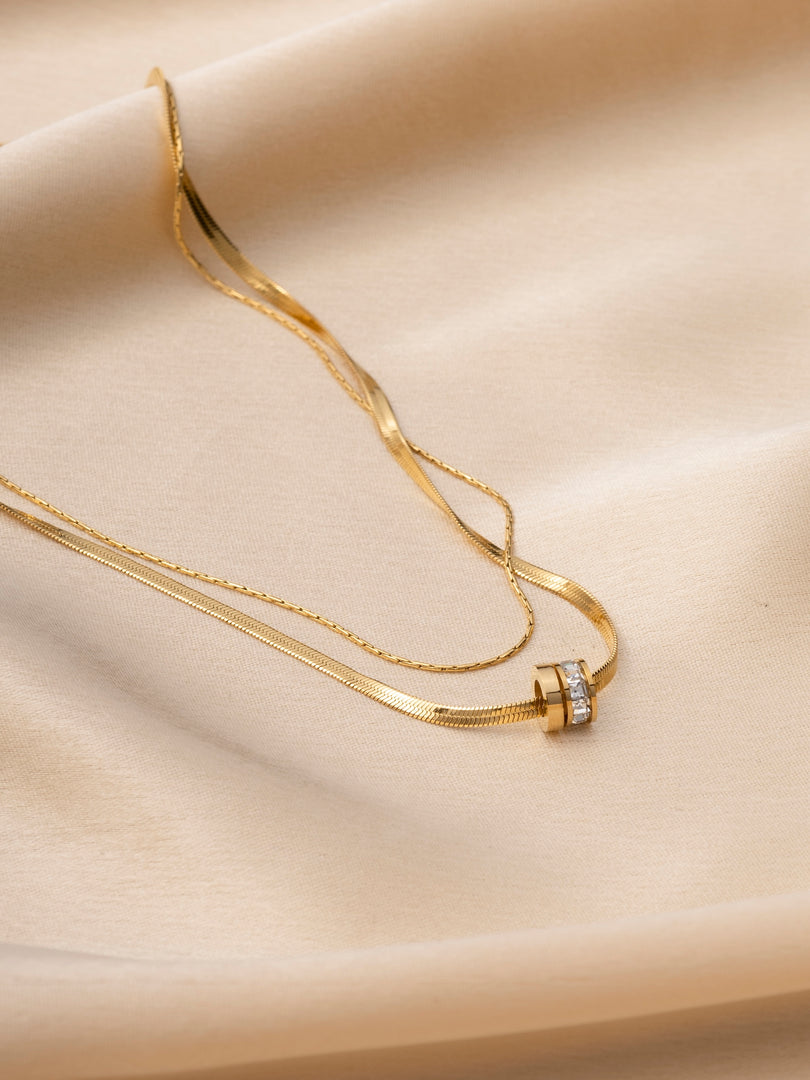 Shimmering Crystal Necklace