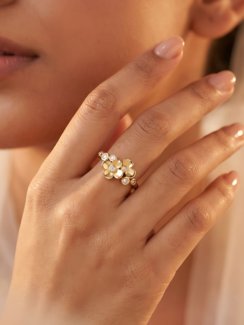Golden Bloom Crystal Flower Ring