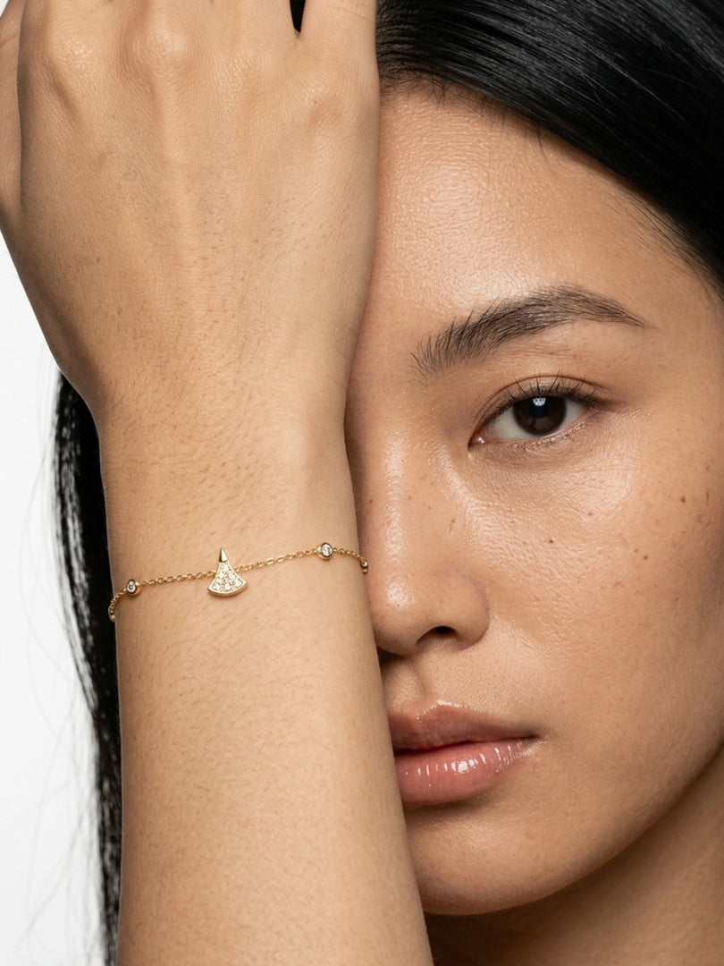 Golden Celestial Heart Bracelet