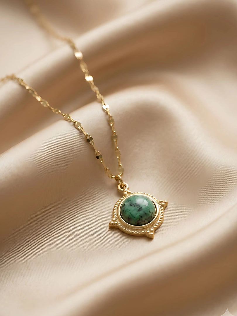 Emerald Aura Pendant Necklace