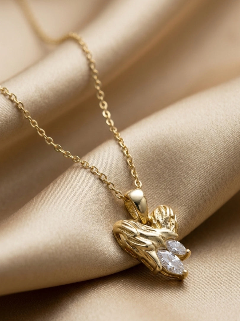 Amour Heart Pendant Necklace