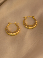 Luna Hoops