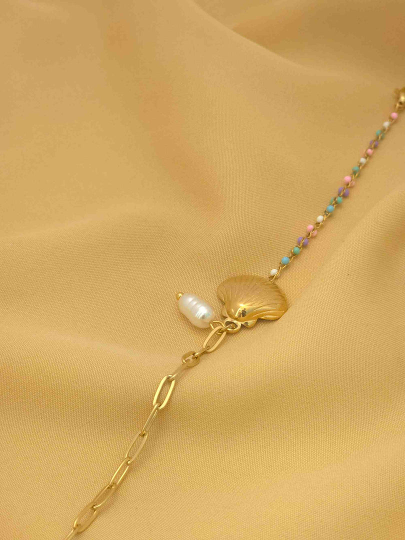Shoreline Glow Shell Necklace