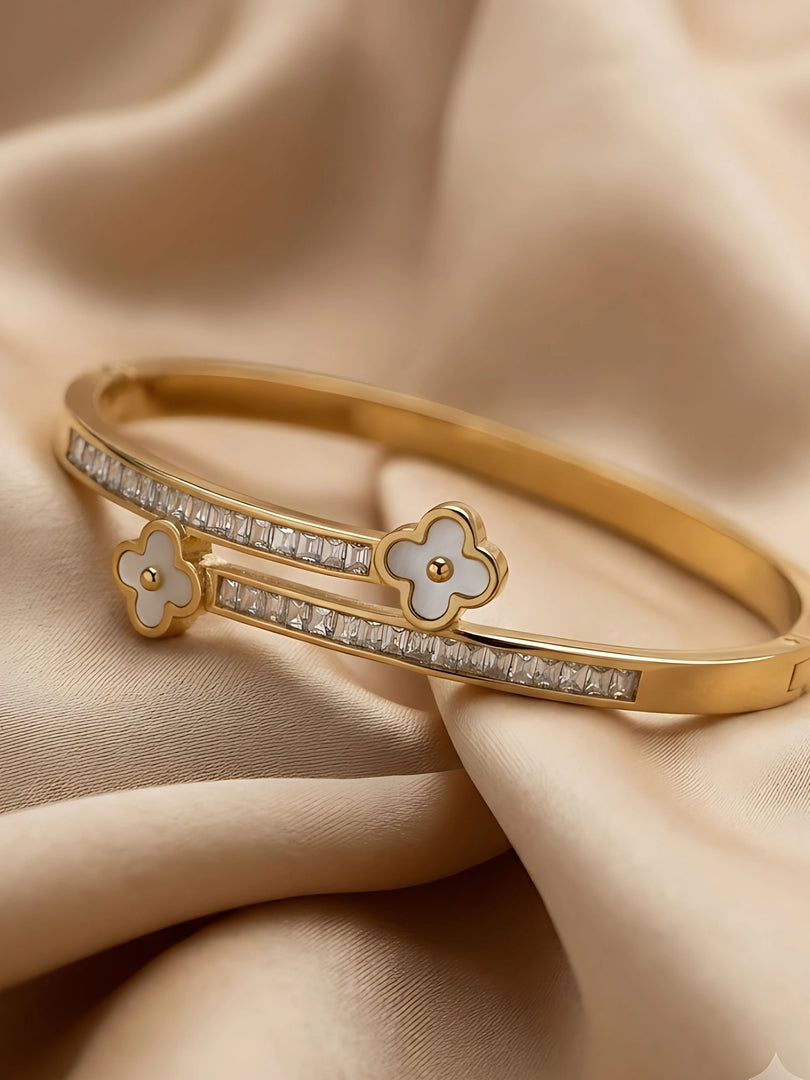 Twin Clover Crystal Bracelet