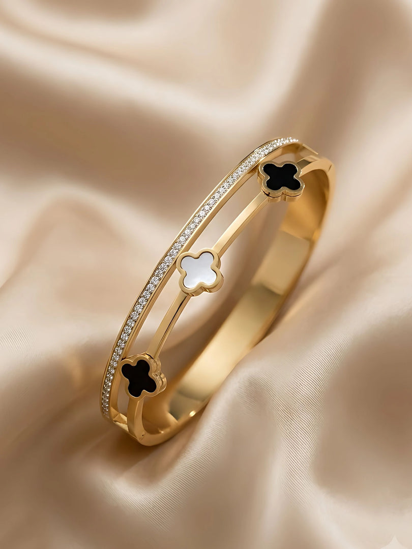 Trinity Clover Crystal Bracelet