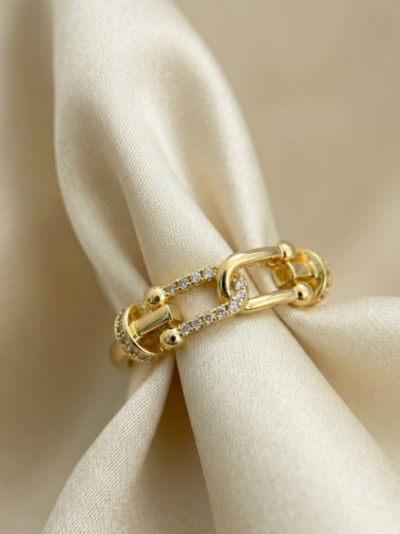 Pave Chain Link Bold Ring