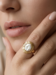Baroque Pearl Swirl Ring