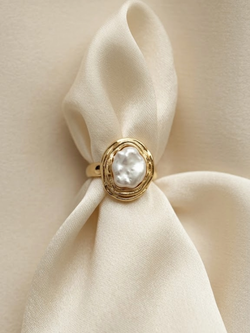 Baroque Pearl Swirl Ring