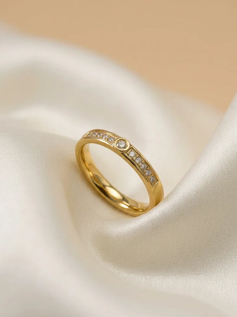 Aura Halo Ring
