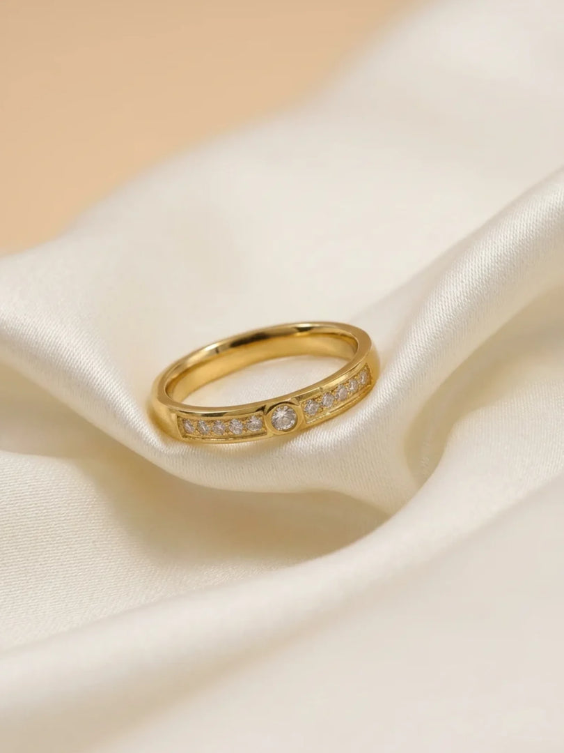 Aura Halo Ring