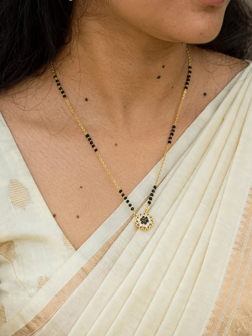 Noir Blossom Mangalsutra