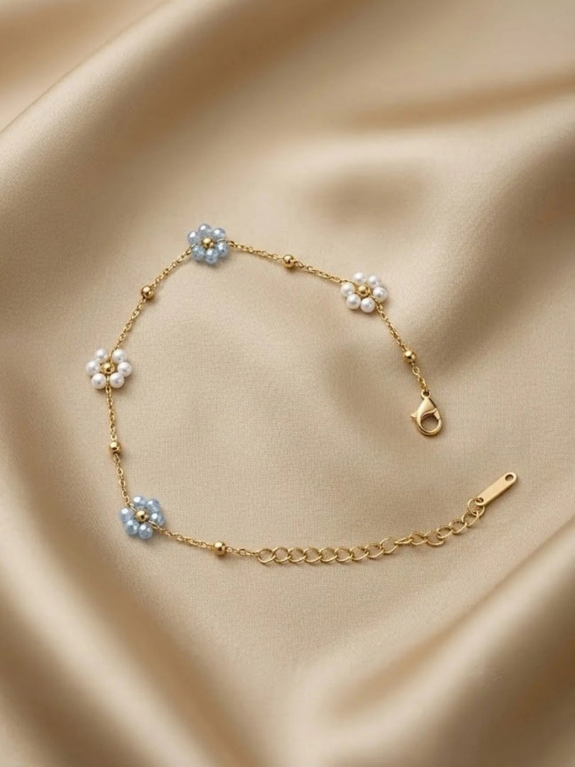 Daisy Blossom Bead Bracelet