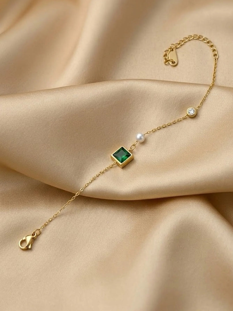 Emerald Pearl & Crystal Bracelet