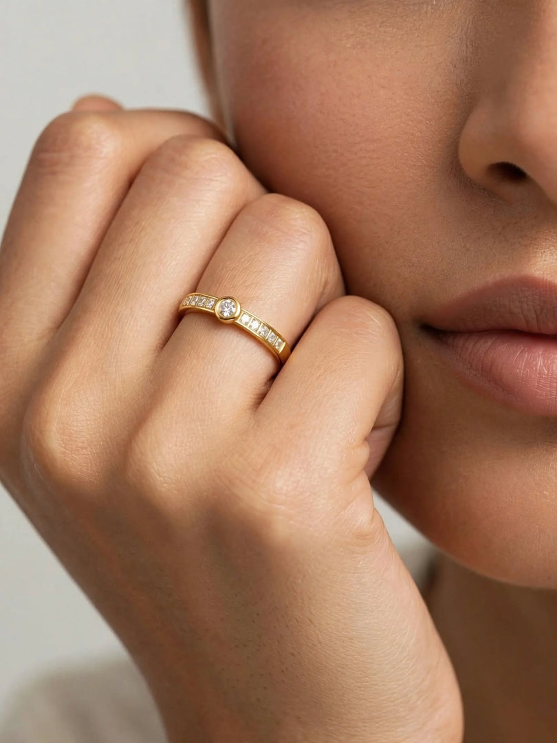 Aura Halo Ring