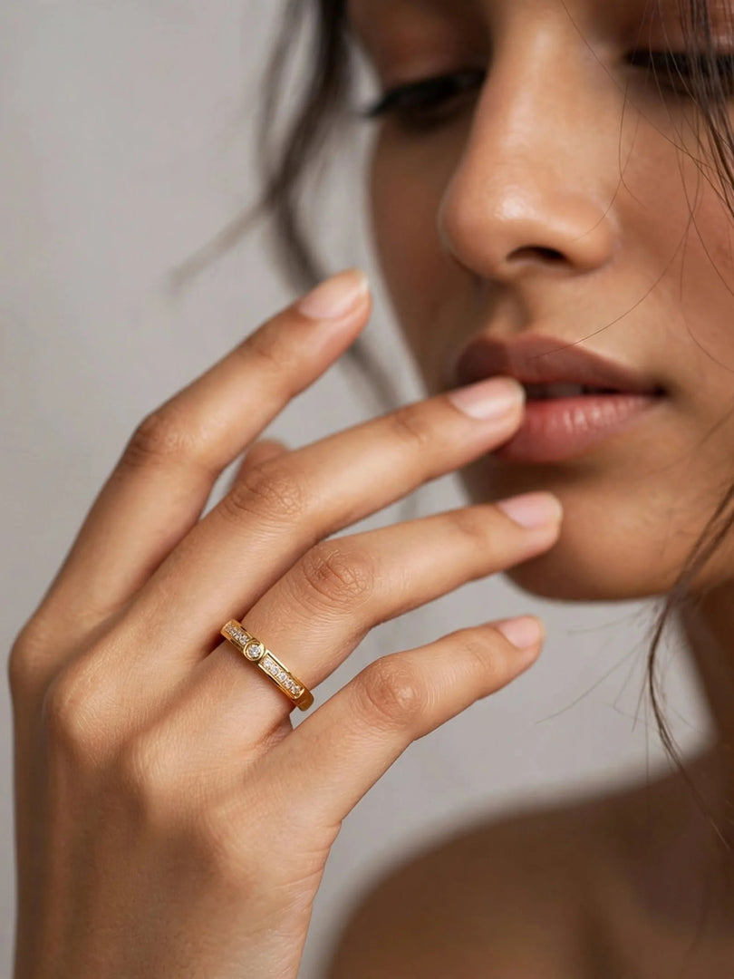 Aura Halo Ring
