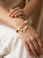 Golden_Leaf_pearl_Barcelet_antitarnish_jewellery