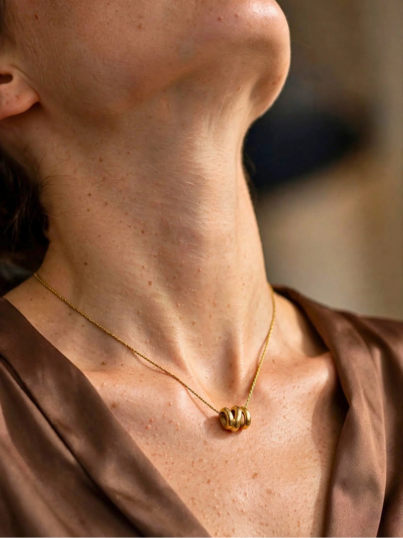 Golden Triple Ring Barrel Necklace