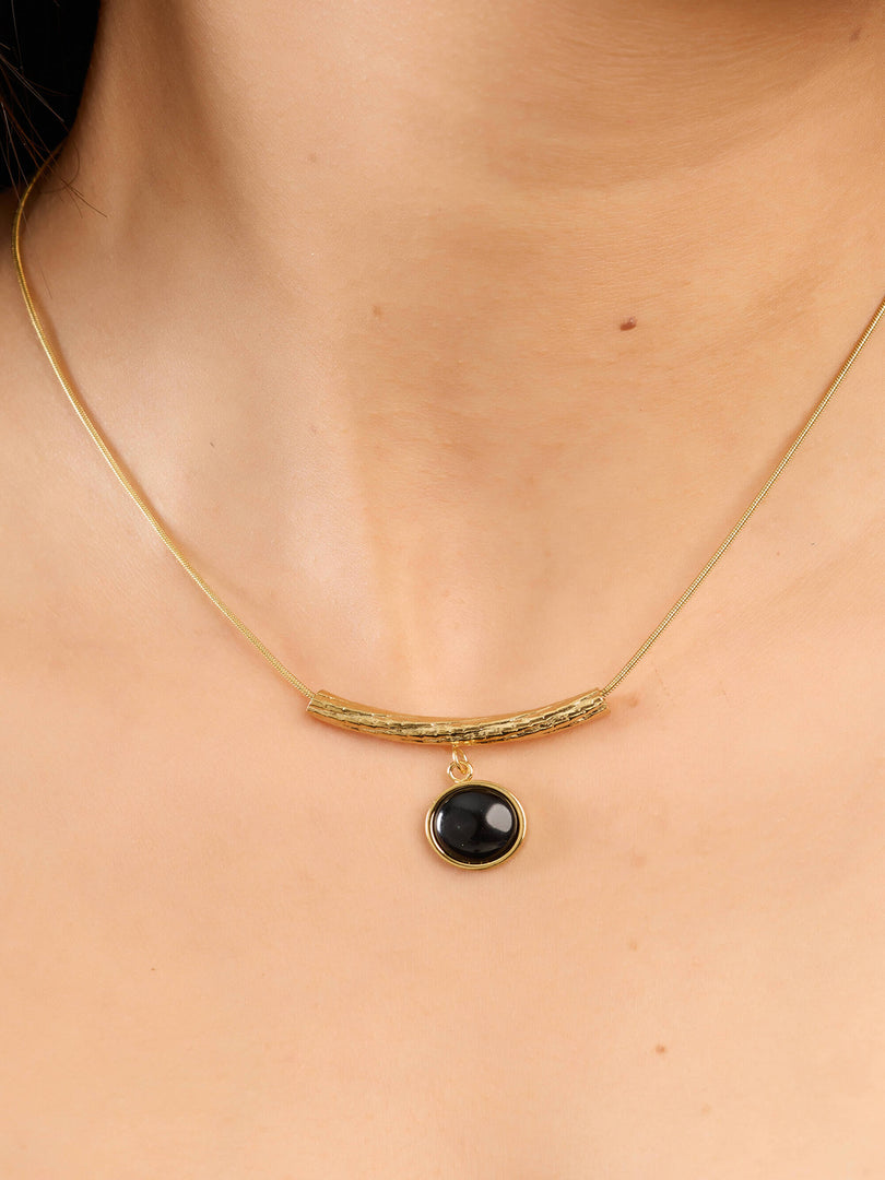 Noire Arc Luxe Necklace