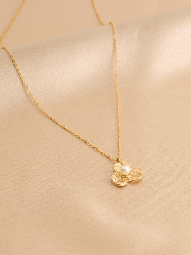 Golden Petal Flower Necklace