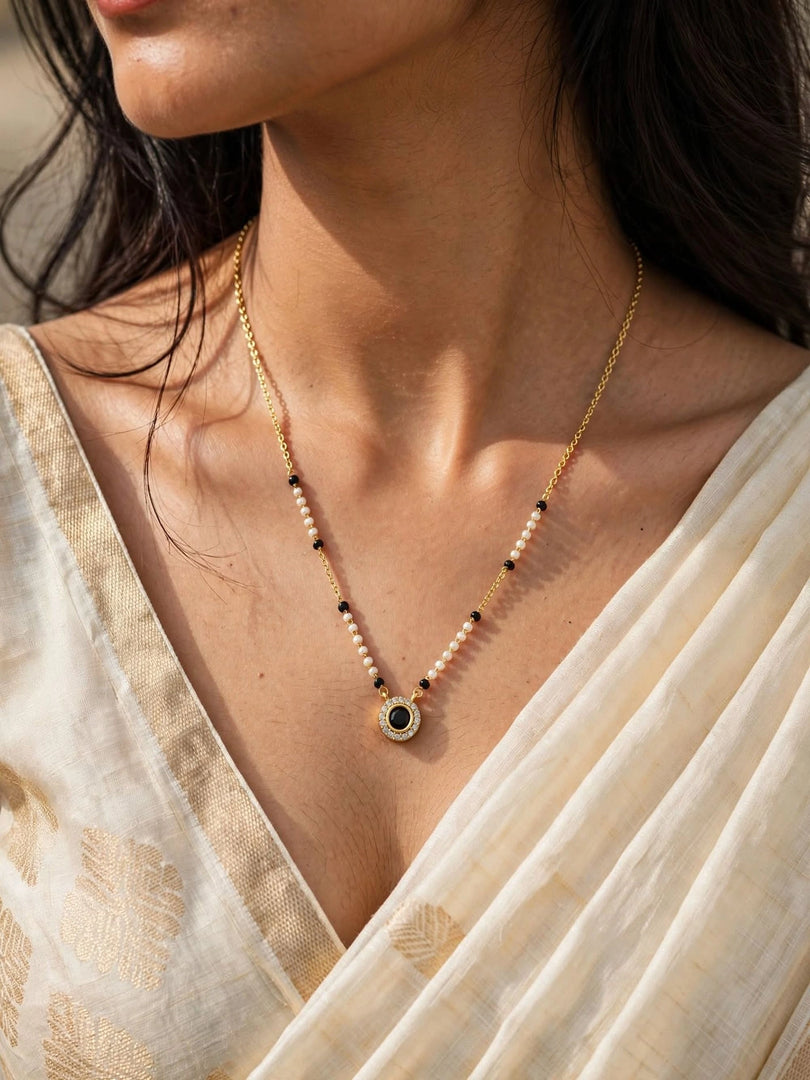 Noir Pearl Halo Mangalsutra