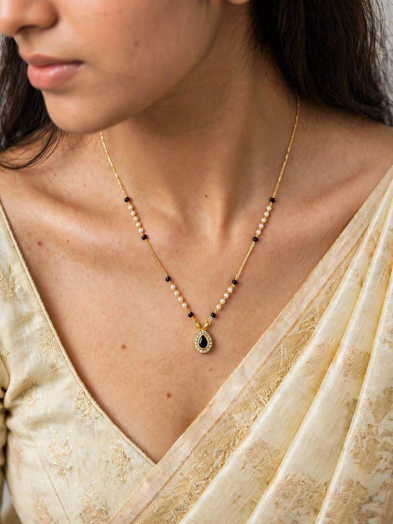 Noir Pearl Drop Mangalsutra