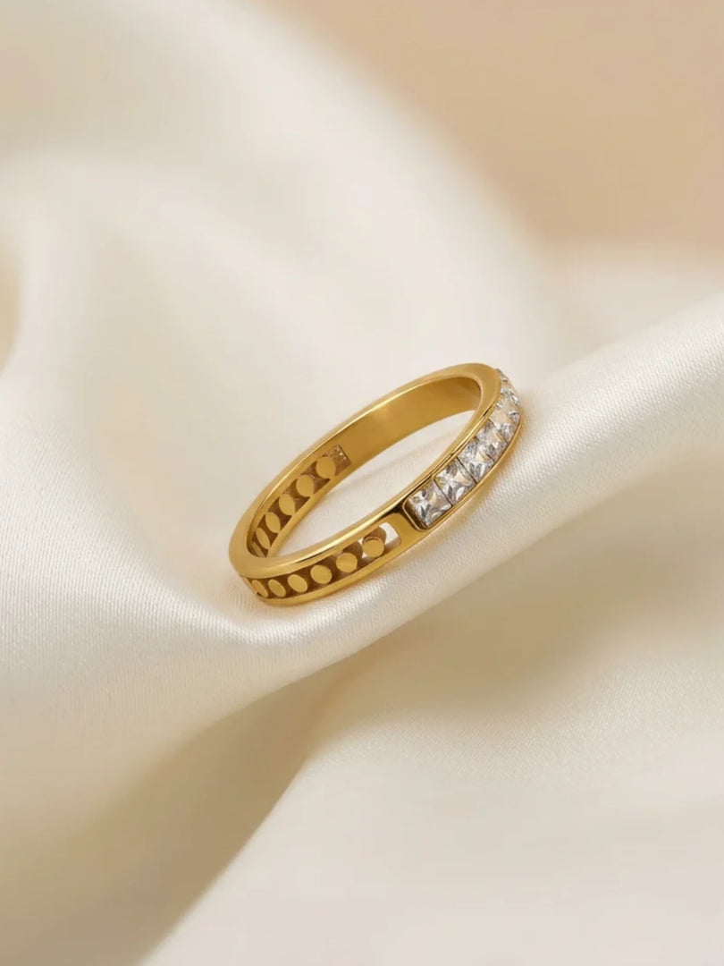 Nova Princess Band Ring