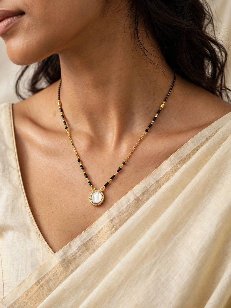 Luna Pearl Halo Mangalsutra