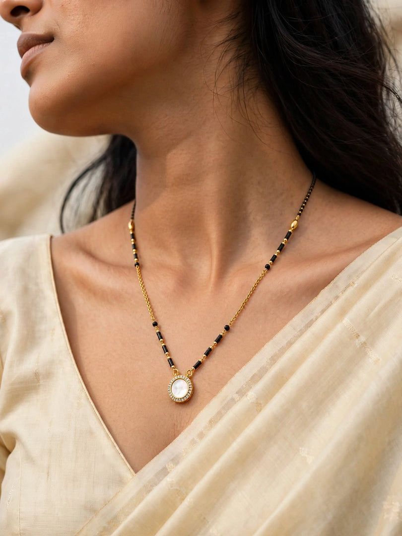 Luna Pearl Halo Mangalsutra