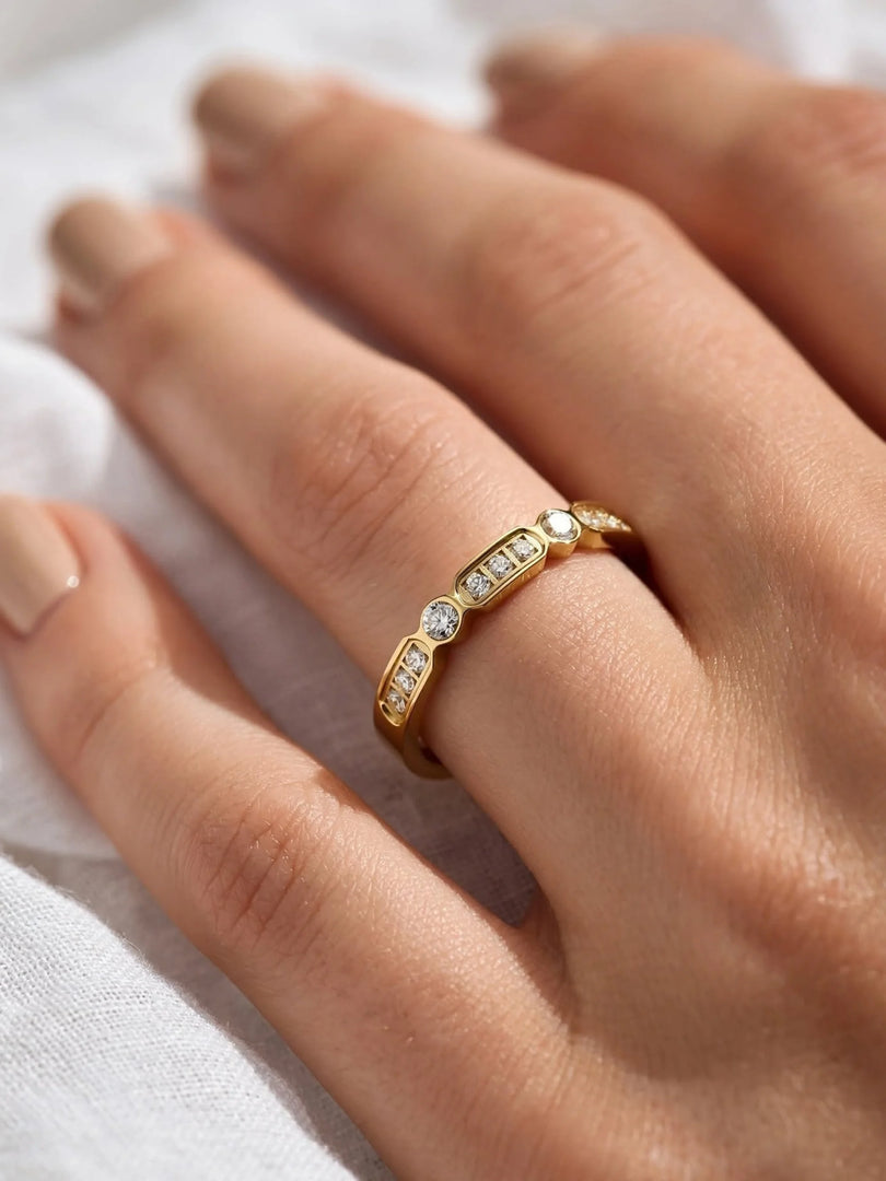 Serene Link Pave Ring