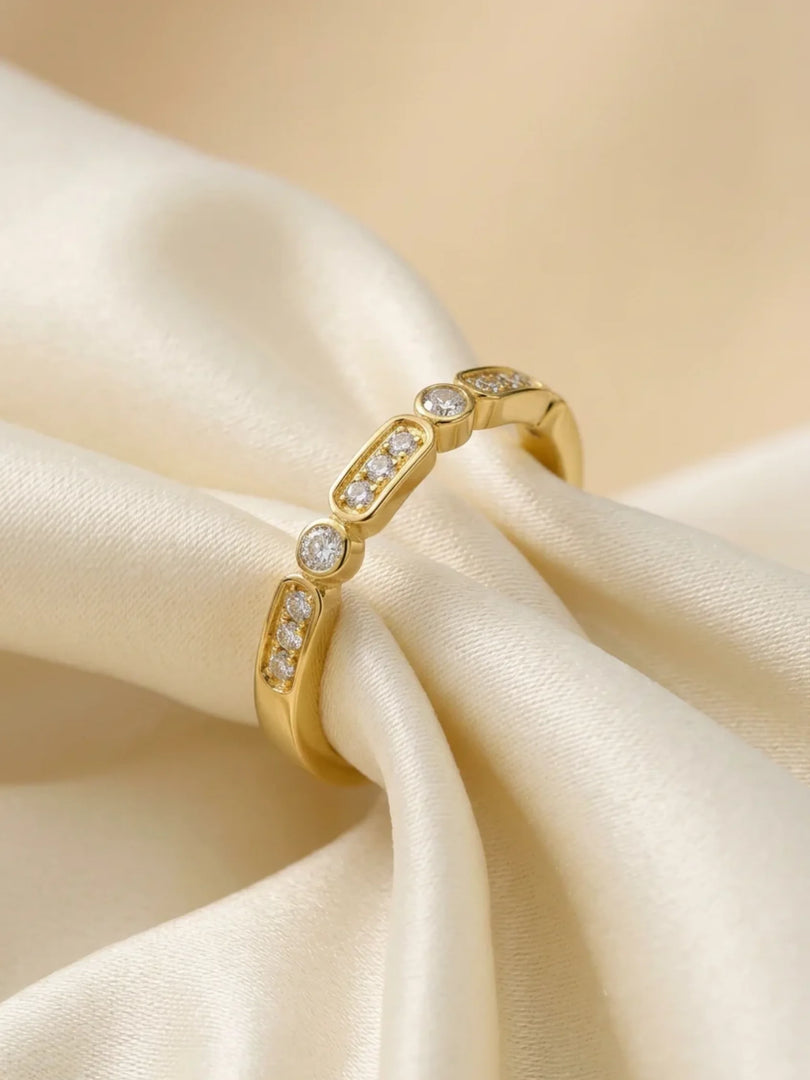 Serene Link Pave Ring