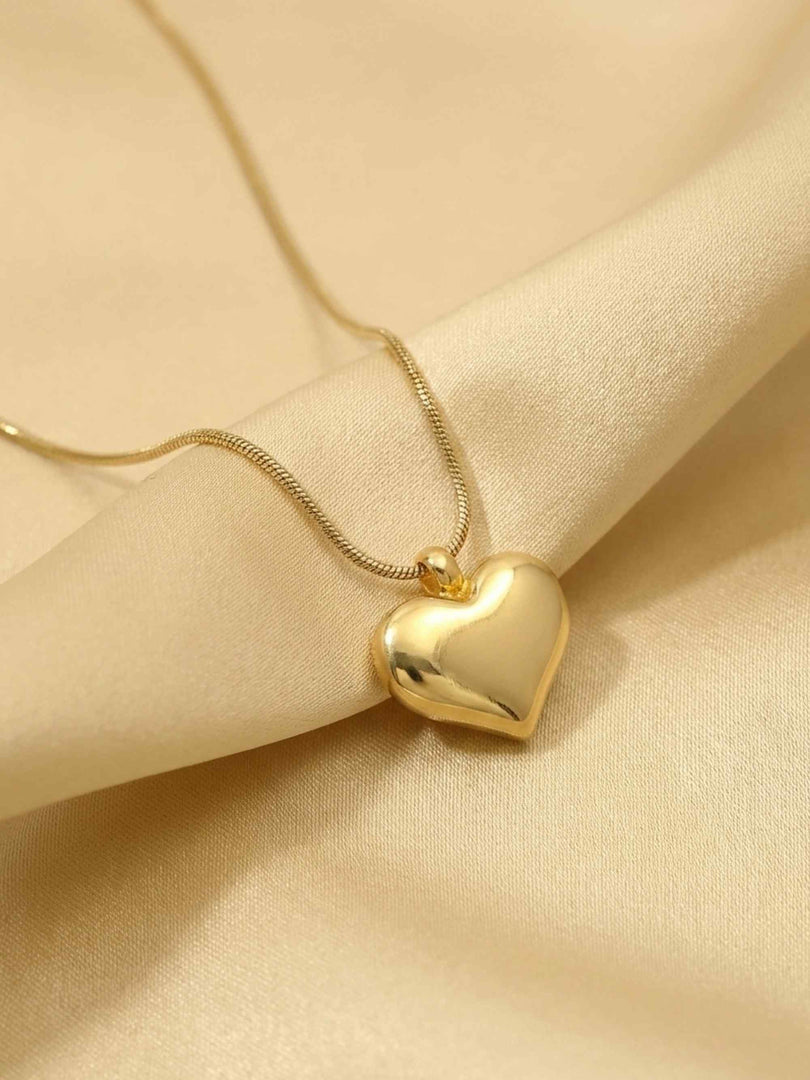 Golden Heart Glow Necklace