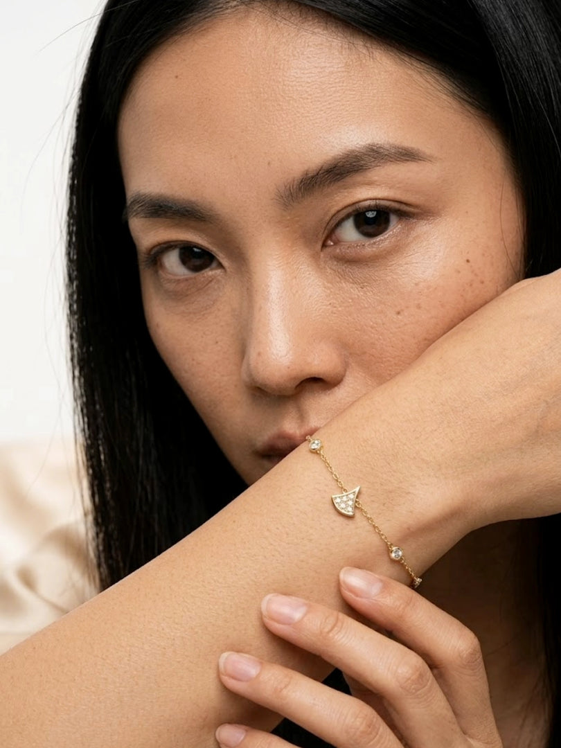 Golden Celestial Heart Bracelet