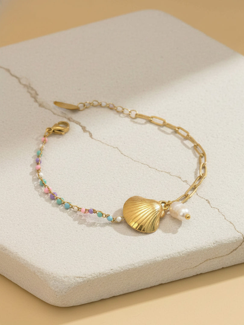 Shoreline Glow Shell Necklace