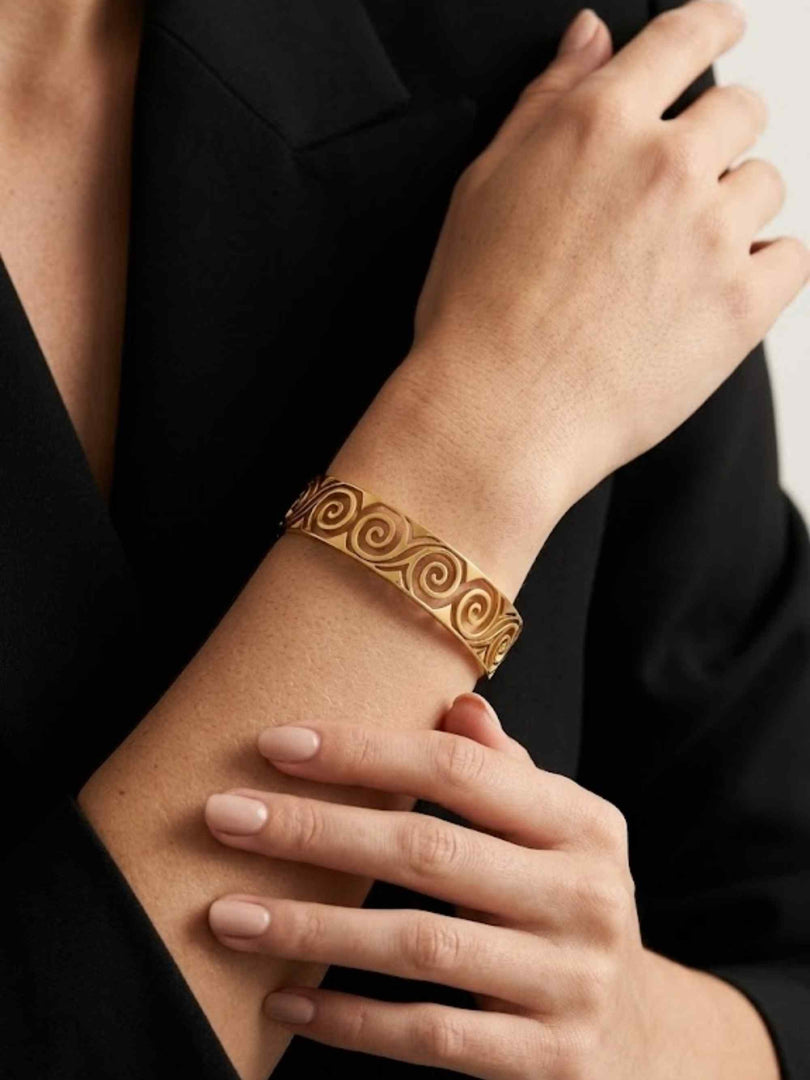 Seraphina Swirl Cut-Out Bangle