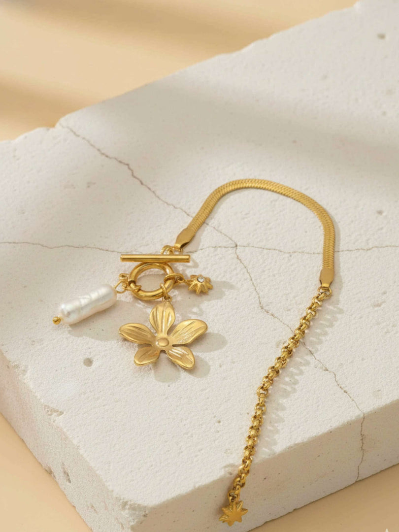 Flora Luxe Pearl Necklace