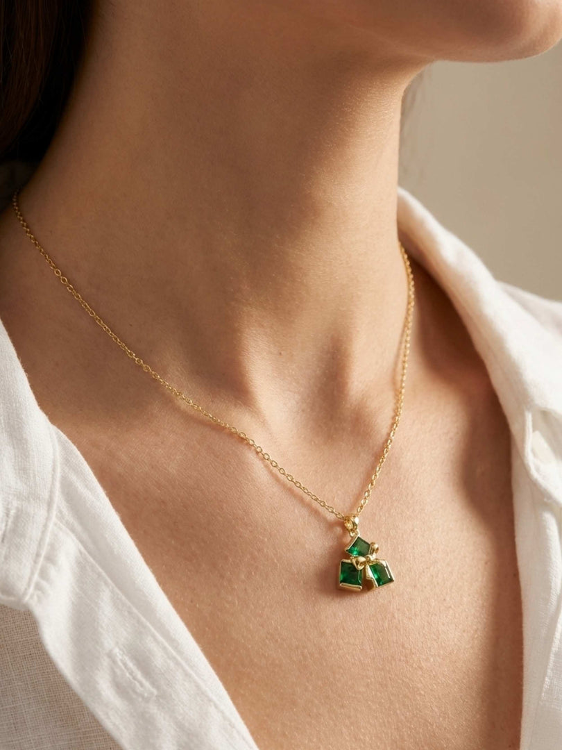 Emerald Bow Trio Necklace
