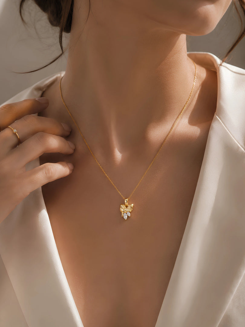 Amour Heart Pendant Necklace