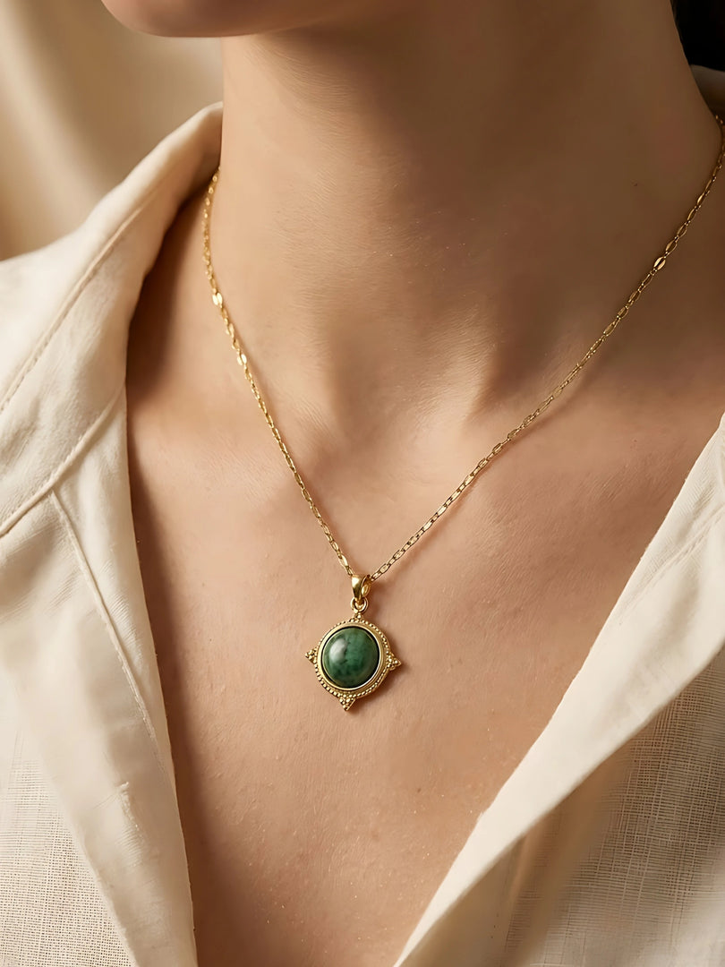 Emerald Aura Pendant Necklace