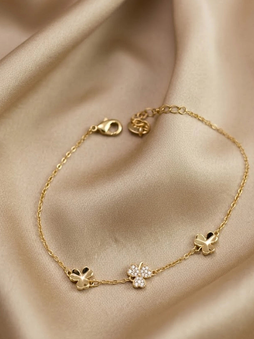 Golden Trifolium Whisper Bracelet