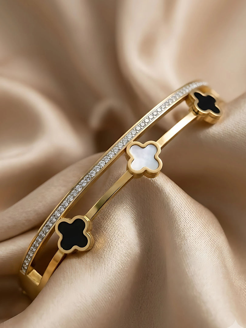 Trinity Clover Crystal Bracelet