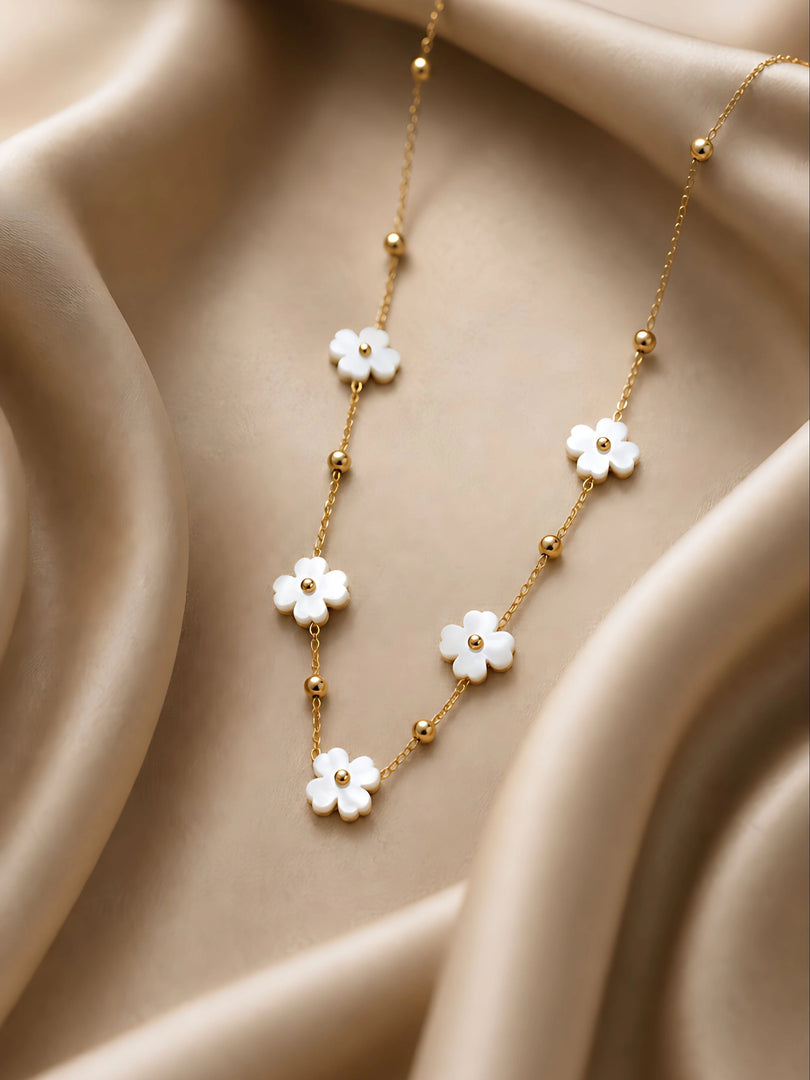 Daisy Pearl Station Necklace