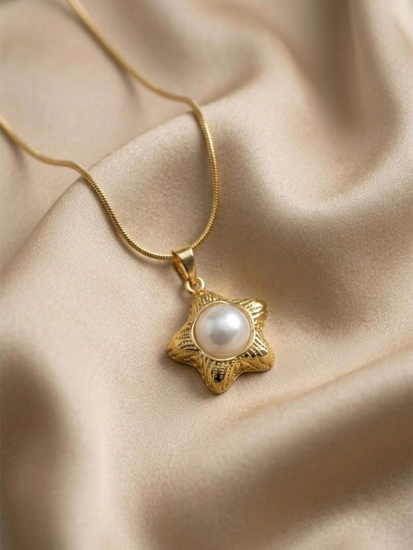Golden Starfish Pearl Pendant Necklace